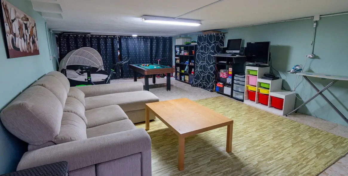 Sale of townhouse in Estepona 39