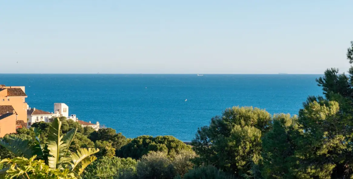 Sale of townhouse in Estepona 44