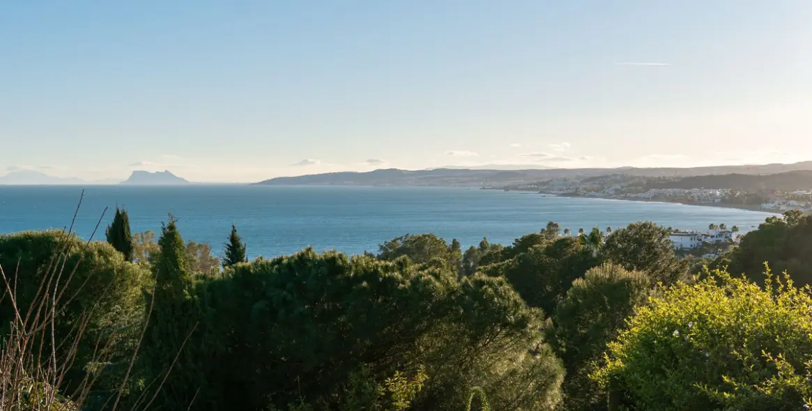 Sale of townhouse in Estepona 45