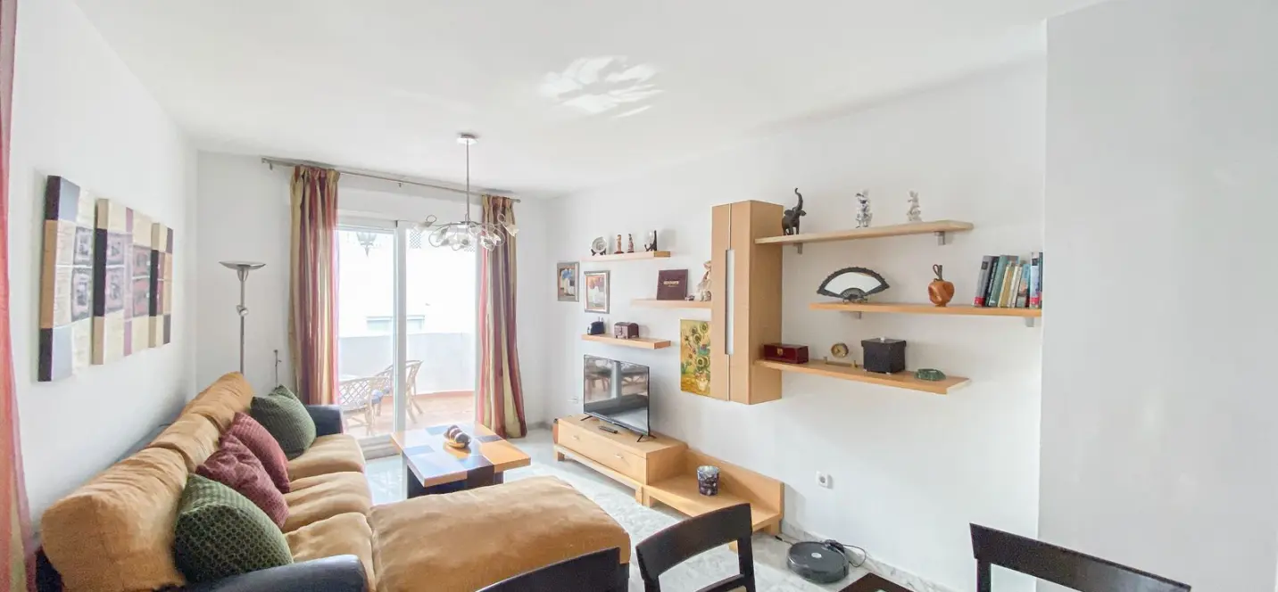 Sale of penthouse duplex in The Golden Mile 2