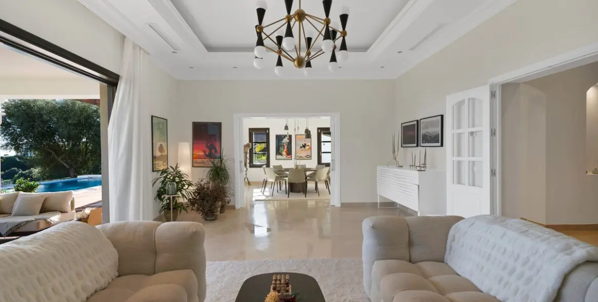 Sale of detached villa in Benahavís 9