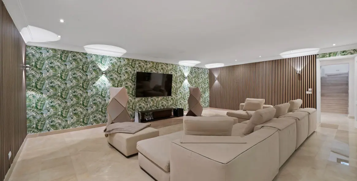 Sale of detached villa in Benahavís 15