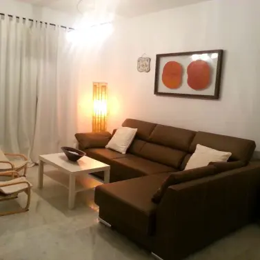 Долгосрочная аренда апартаментов на первом этаже в Valle Romano