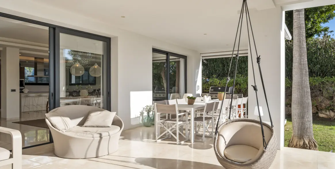 Долгосрочная аренда дома на две семьи в Nueva Andalucía 15