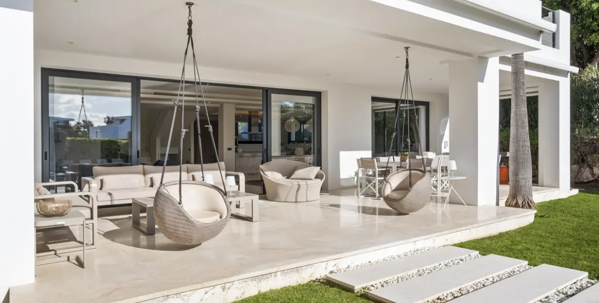 Долгосрочная аренда дома на две семьи в Nueva Andalucía 17