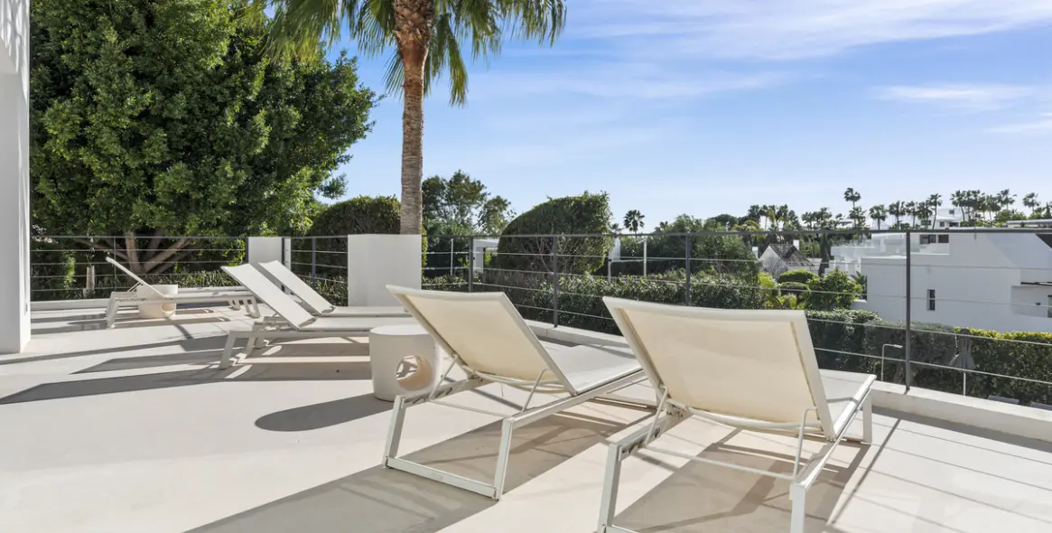 Долгосрочная аренда  отдельно стоящей виллы в Nueva Andalucía 34