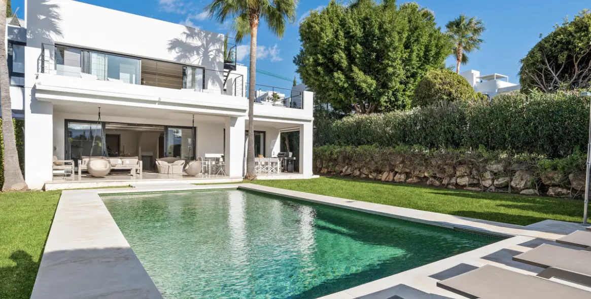 Долгосрочная аренда  отдельно стоящей виллы в Nueva Andalucía 39