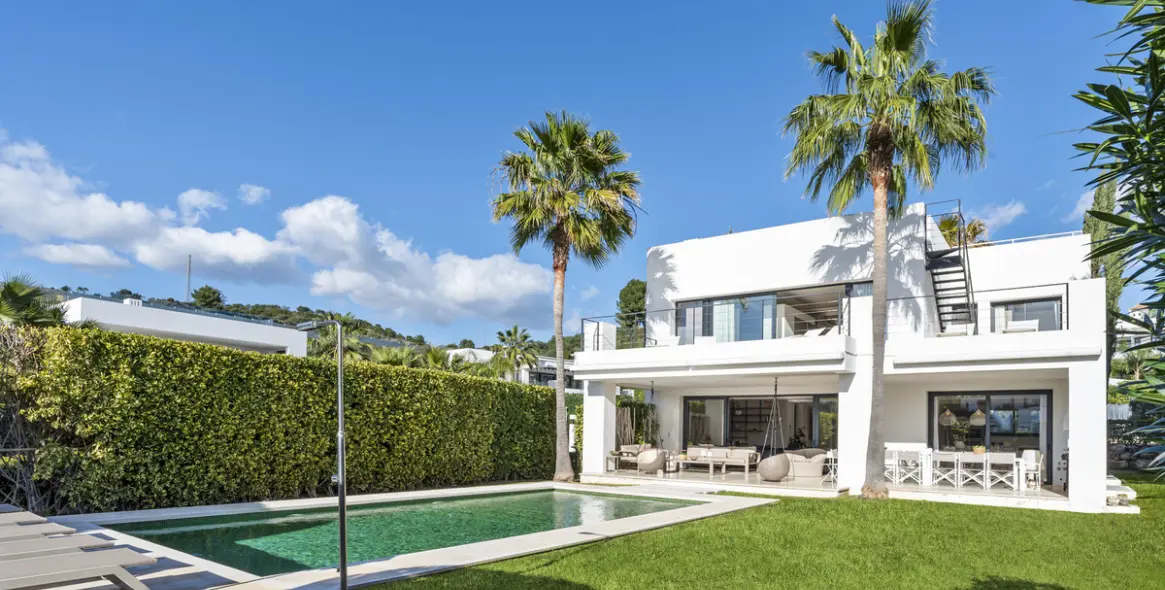 Долгосрочная аренда  отдельно стоящей виллы в Nueva Andalucía 43