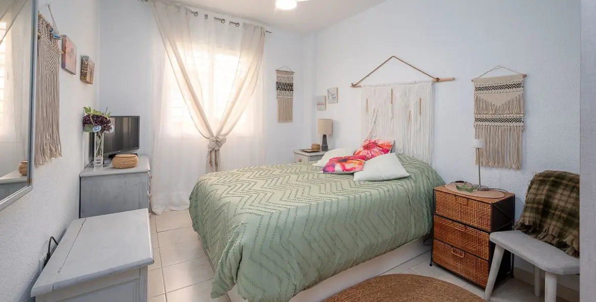 Sale of middle floor apartment in Riviera del Sol 18