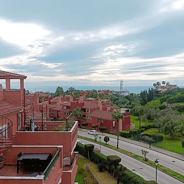 Продажа двухуровневого пентхауса в Reserva de Marbella