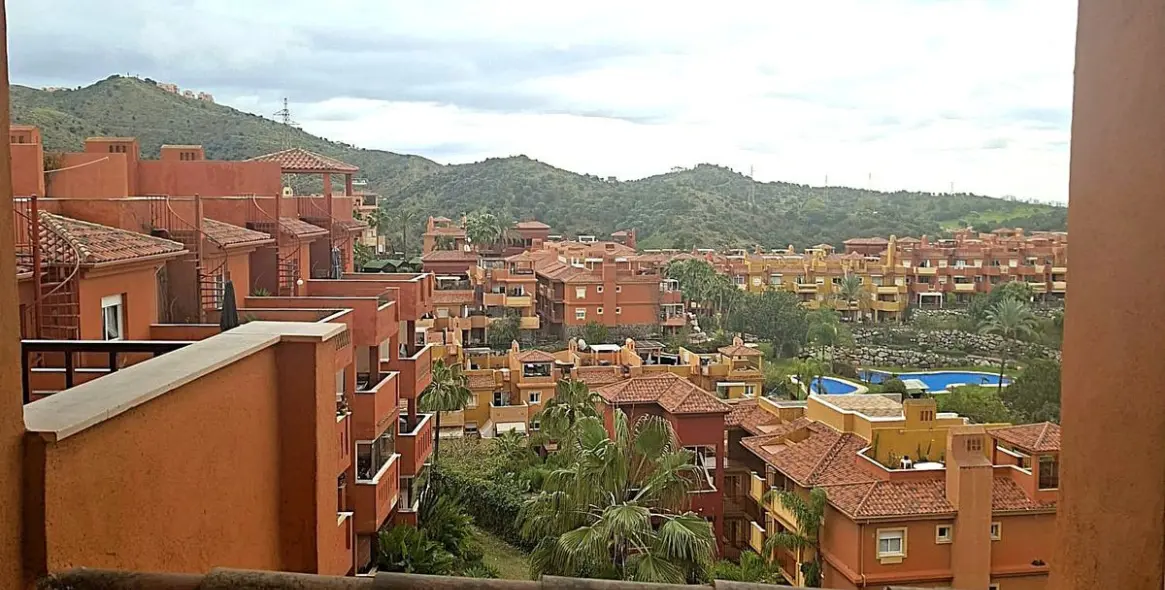 Продажа двухуровневого пентхауса в Reserva de Marbella 13