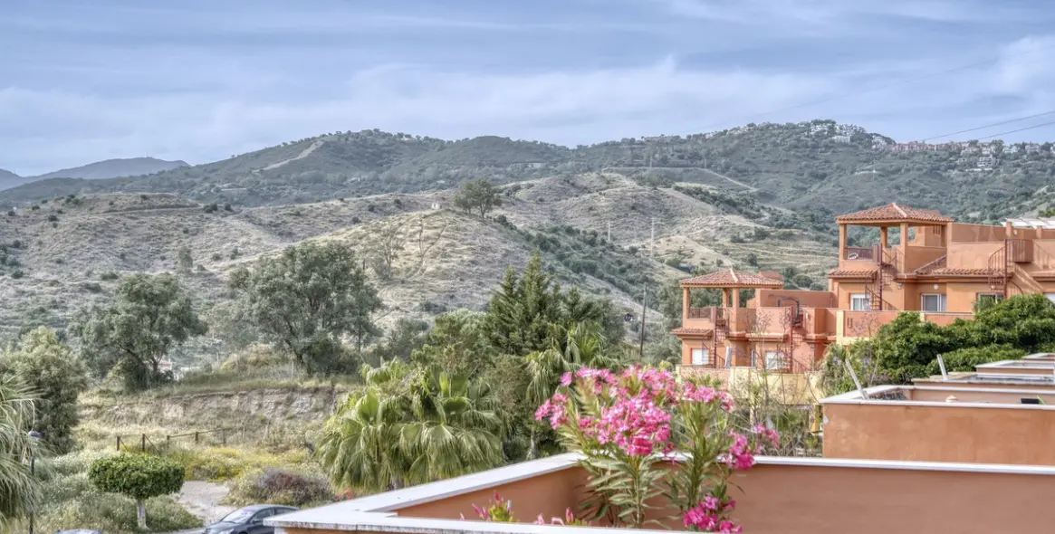 Продажа двухуровневого пентхауса в Reserva de Marbella 16