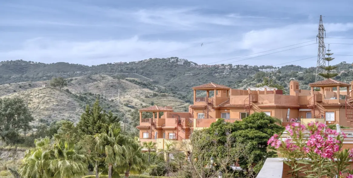 Продажа двухуровневого пентхауса в Reserva de Marbella 22