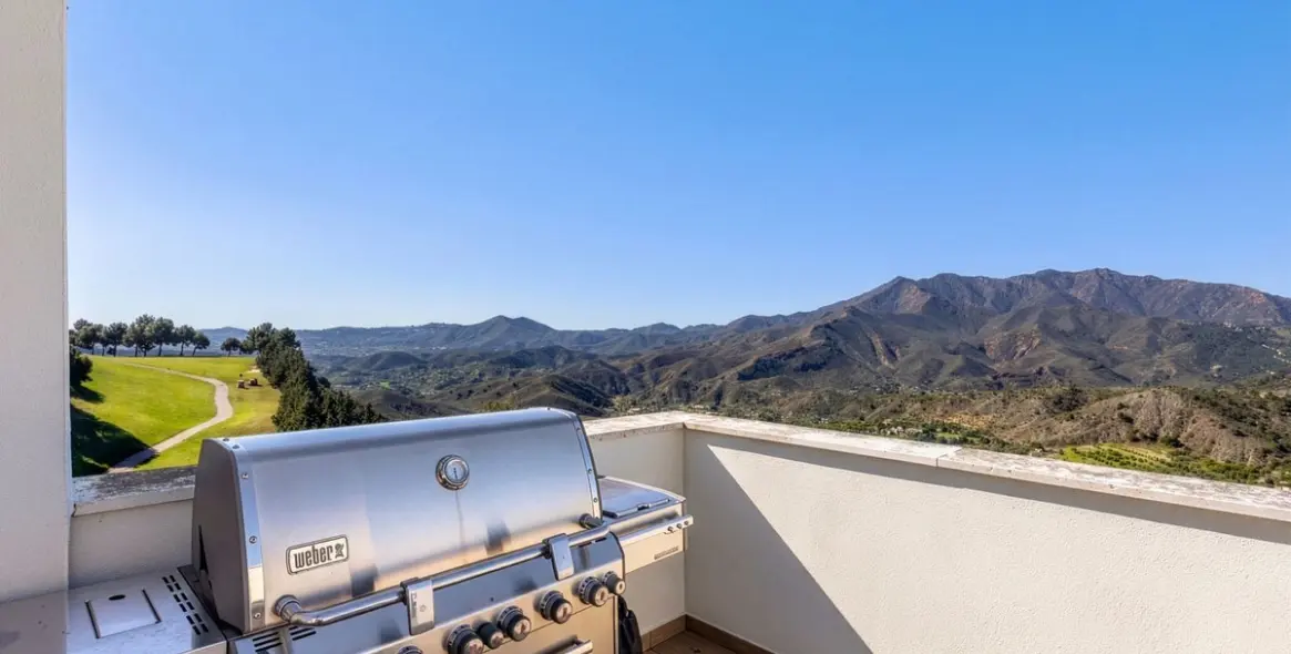 Продажа двухуровневого пентхауса в Alhaurin Golf 4