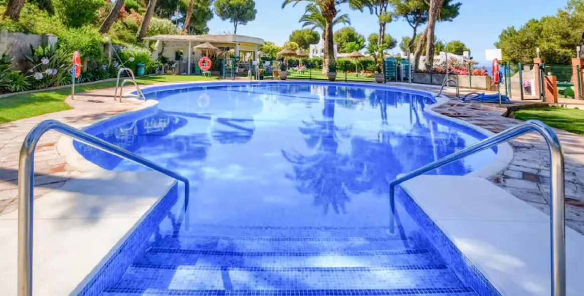 Sale of middle floor apartment in Miraflores 1