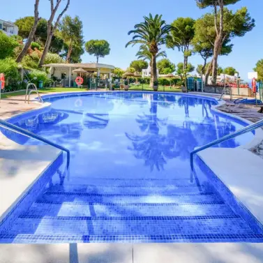 Sale of middle floor apartment in Miraflores