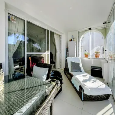 Sale of middle floor apartment in Miraflores