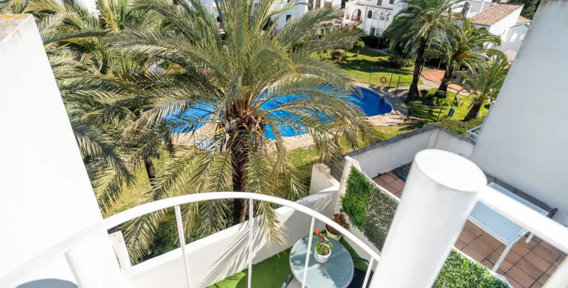 Продажа пентхауса в Estepona 14