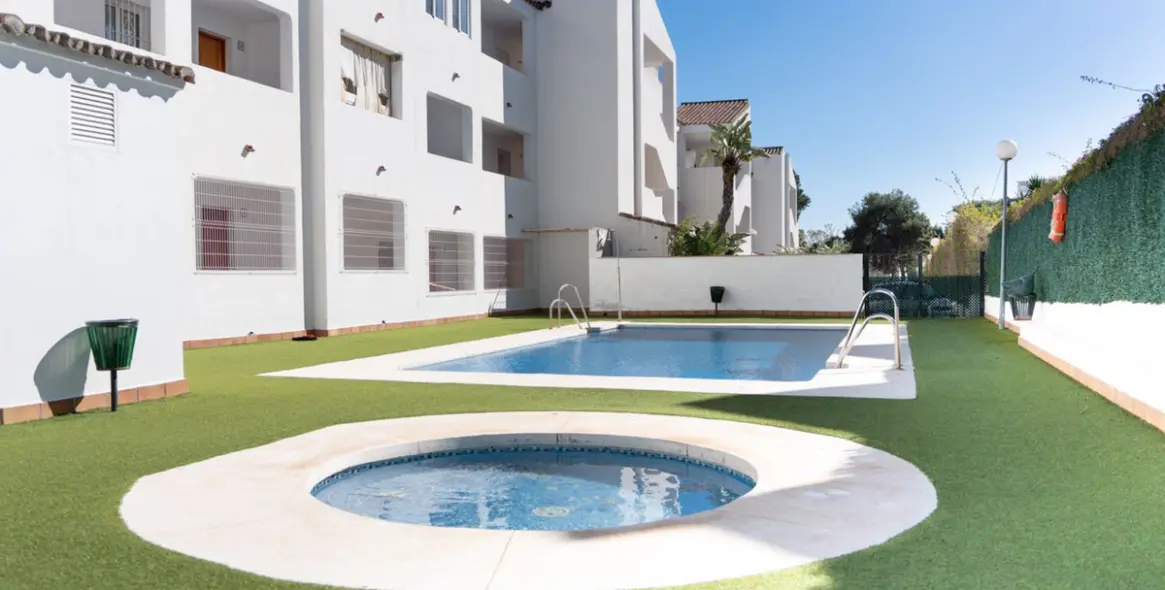 Продажа пентхауса в Estepona 17