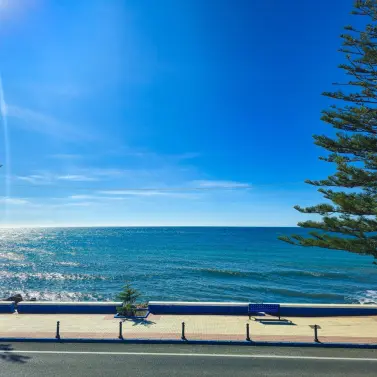 Продажа дома на две семьи в Lagos