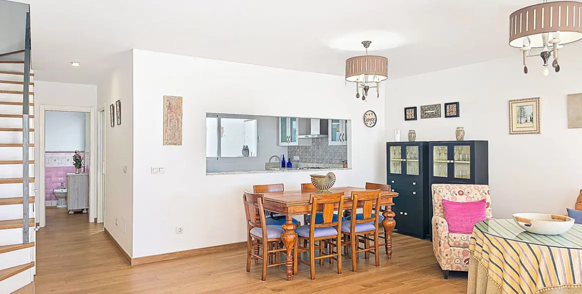 Sale of semi-detached house in Lagos 7