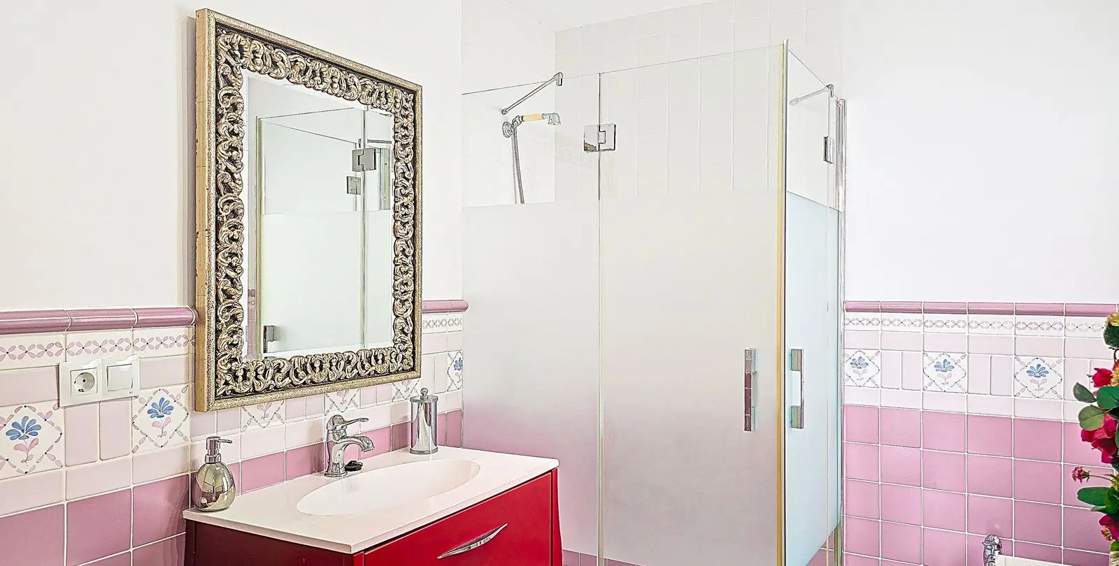 Sale of semi-detached house in Lagos 21