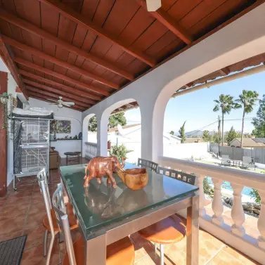 Продажа  отдельно стоящей виллы в Coín