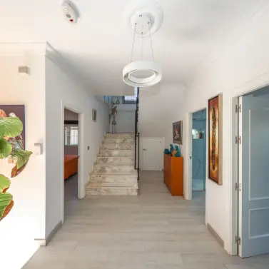 Продажа  отдельно стоящей виллы в Coín