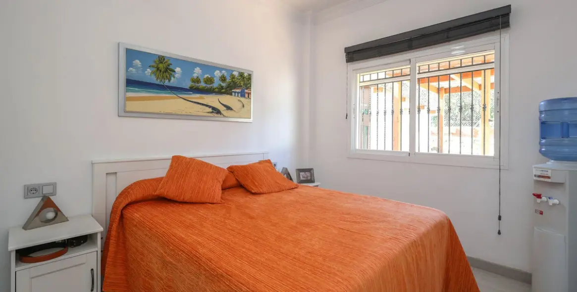 Продажа  отдельно стоящей виллы в Coín 26