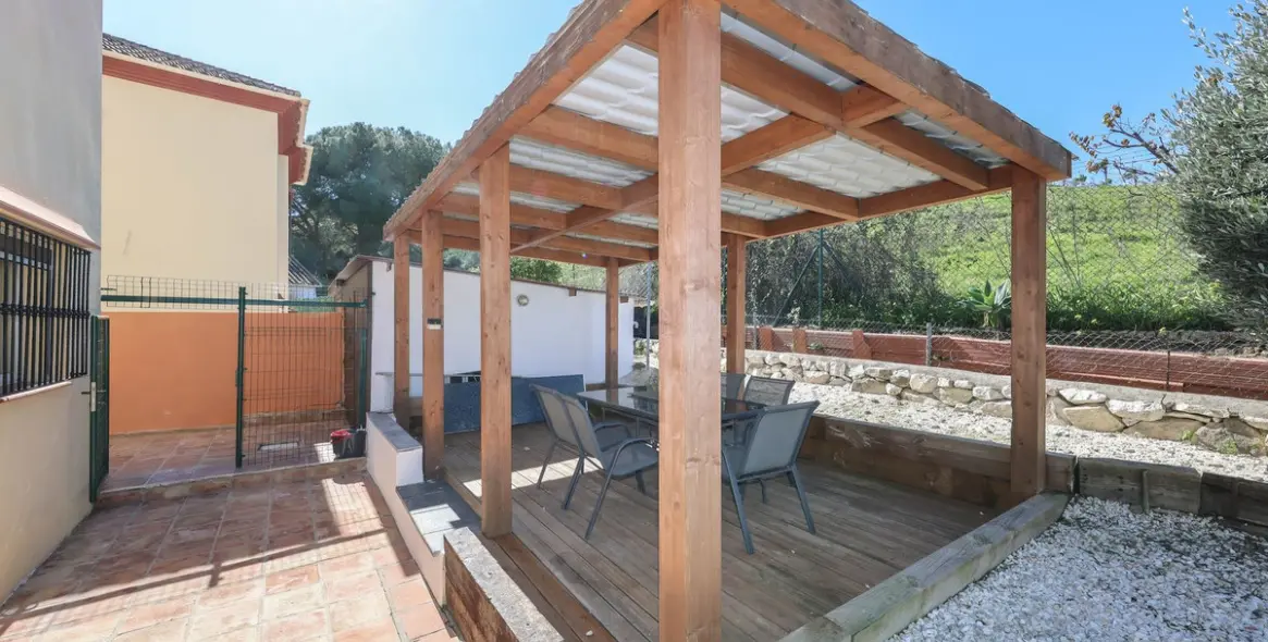 Продажа  отдельно стоящей виллы в Coín 34