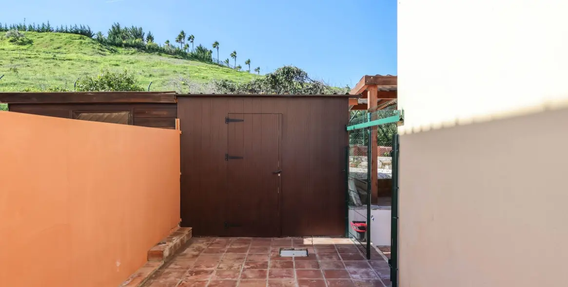 Продажа  отдельно стоящей виллы в Coín 38