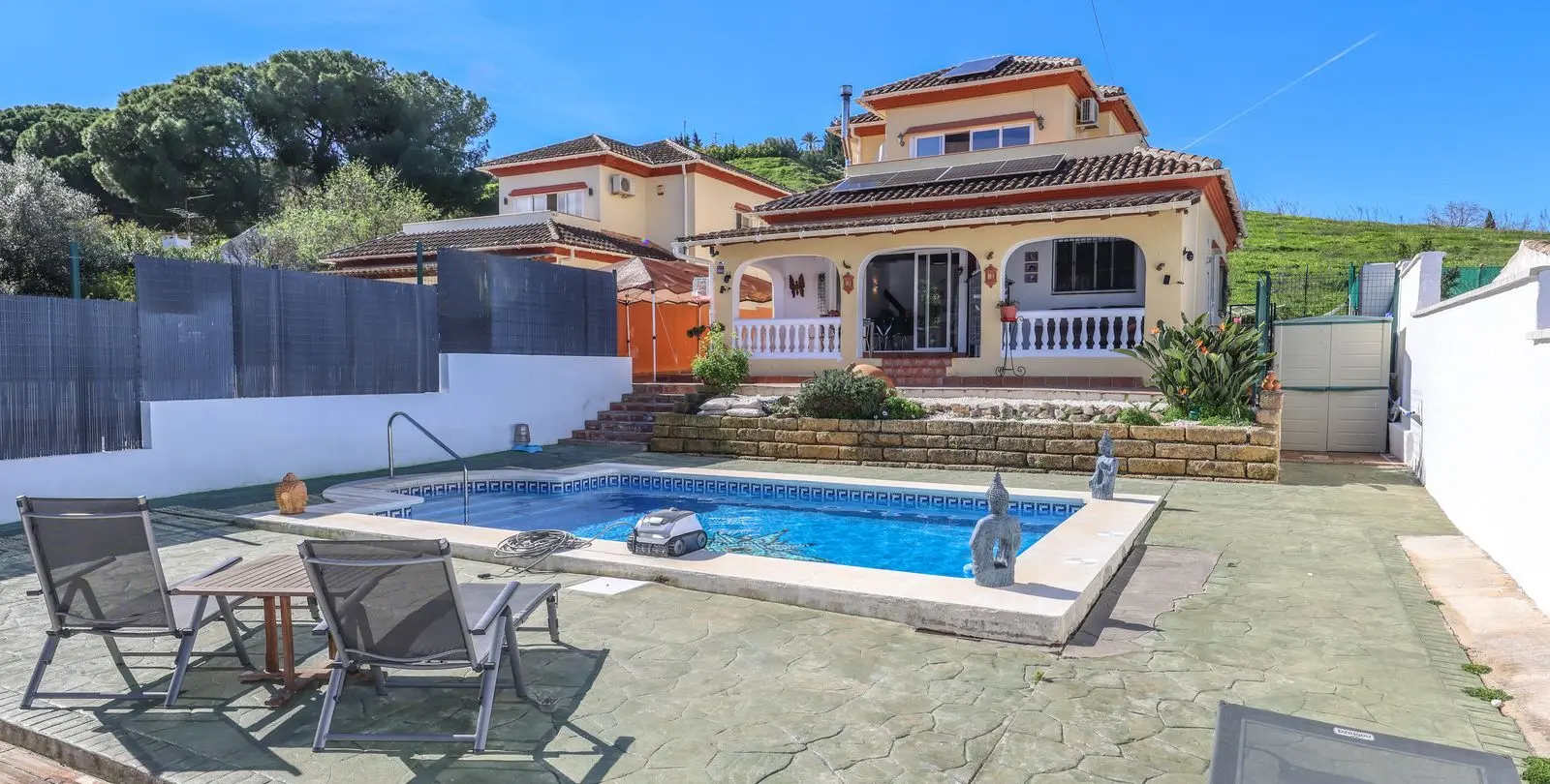 Venta de villa independiente en Coín 5