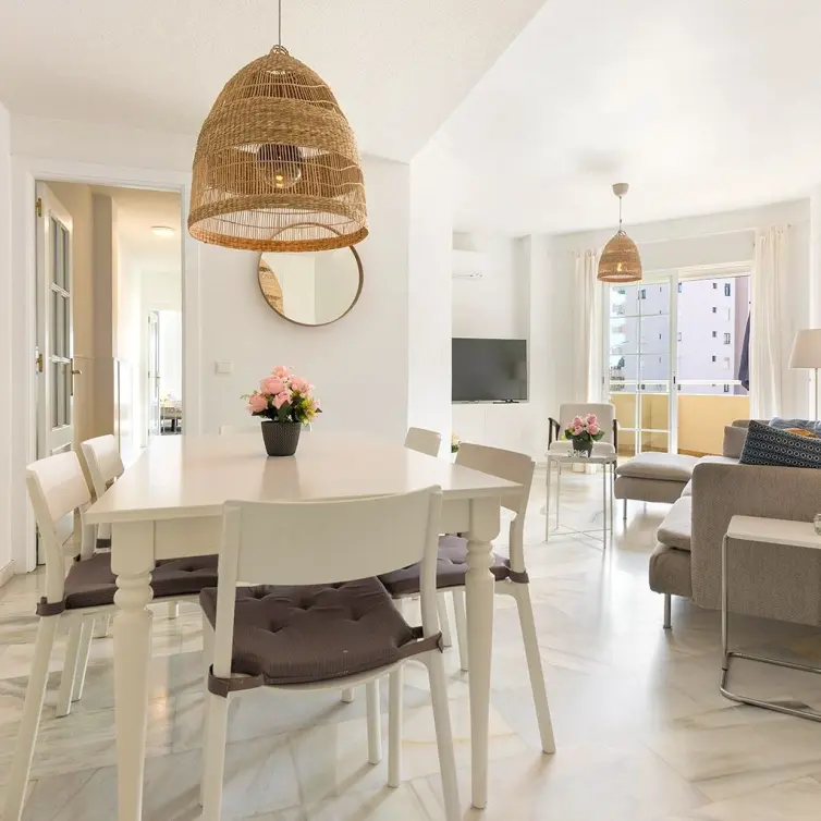Продажа апартаментов на среднем этаже в Torremolinos