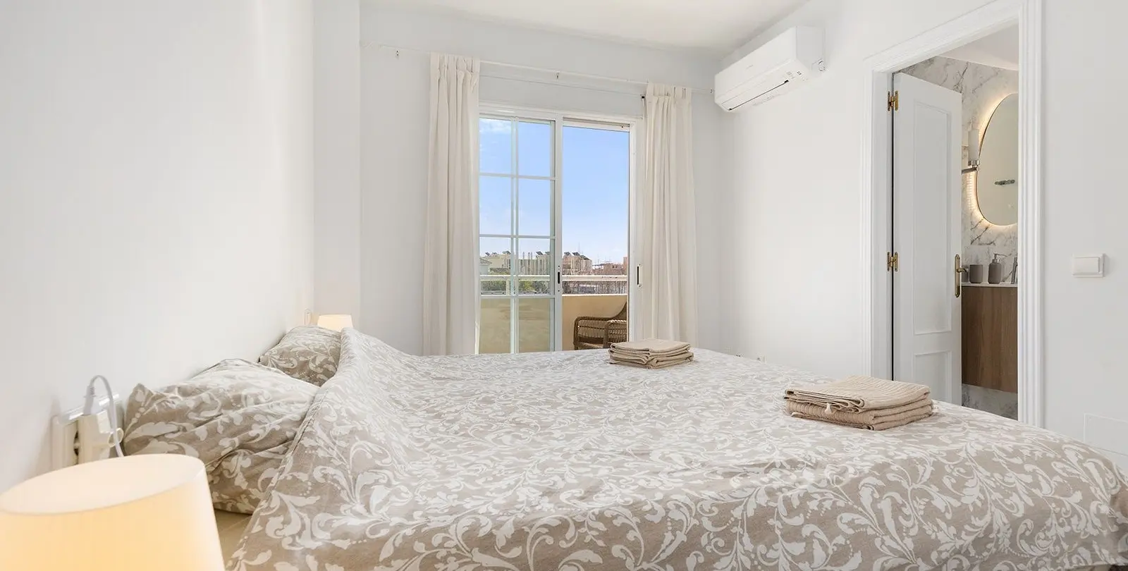Продажа апартаментов на среднем этаже в Torremolinos 12