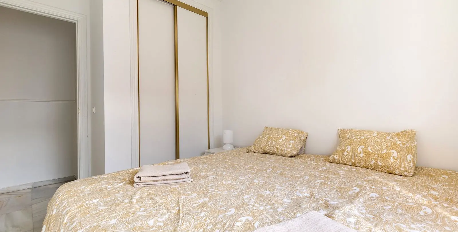 Продажа апартаментов на среднем этаже в Torremolinos 17