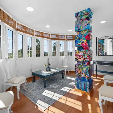 Продажа апартаментов на среднем этаже в Mijas