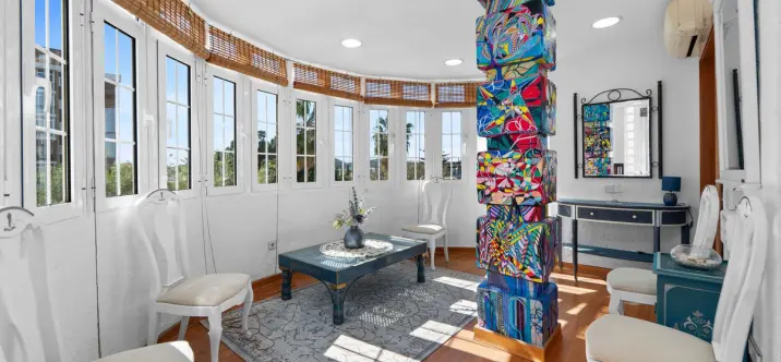 Продажа апартаментов на среднем этаже в Mijas 1