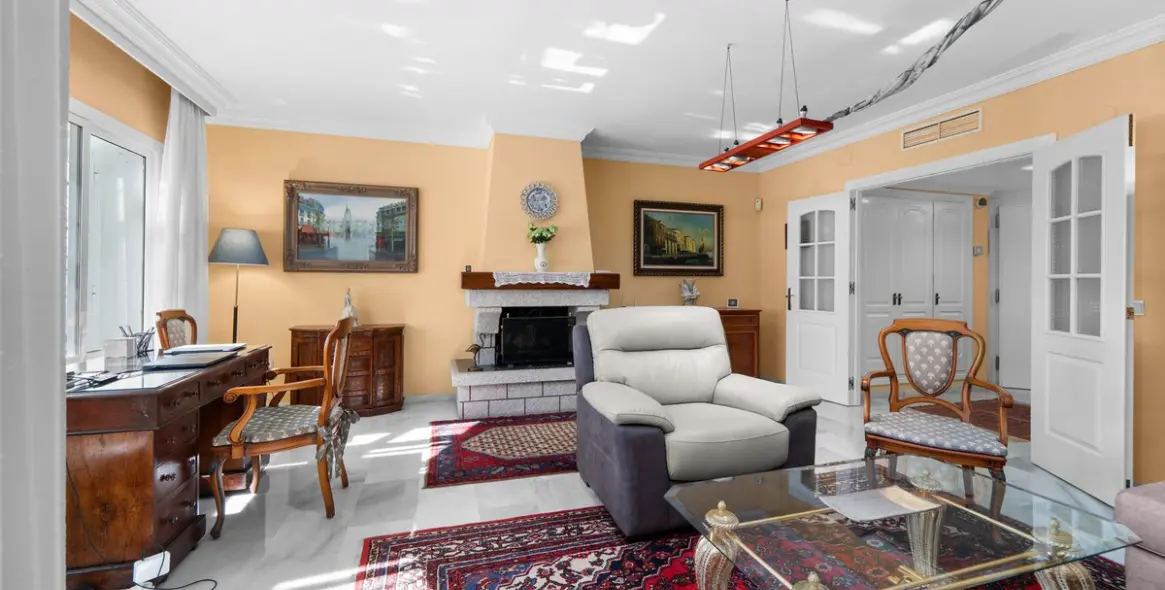 Продажа апартаментов на среднем этаже в Mijas 7