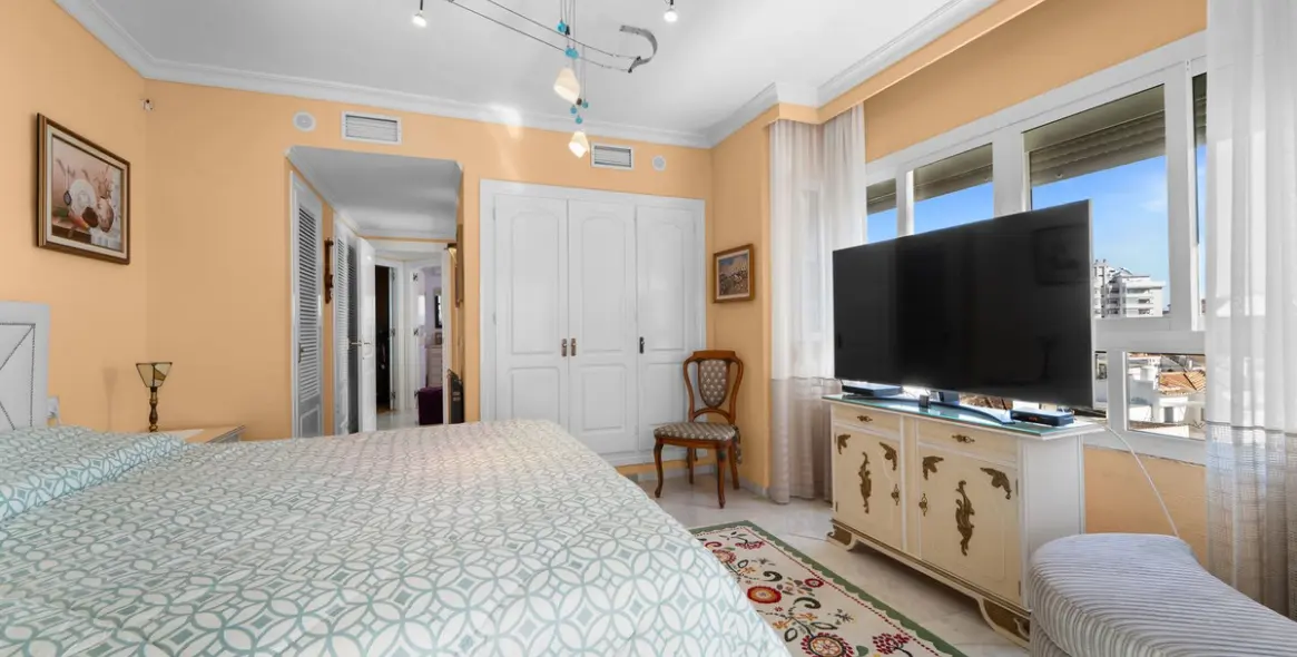 Продажа апартаментов на среднем этаже в Mijas 9