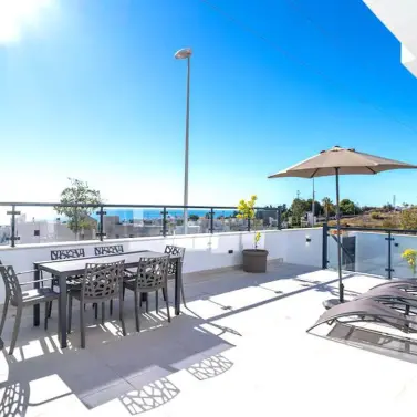 Sale of detached villa in Nerja