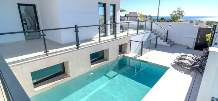 Sale of detached villa in Nerja 1