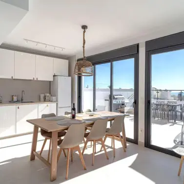 Sale of detached villa in Nerja