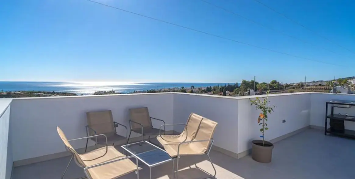 Продажа  отдельно стоящей виллы в Nerja 20