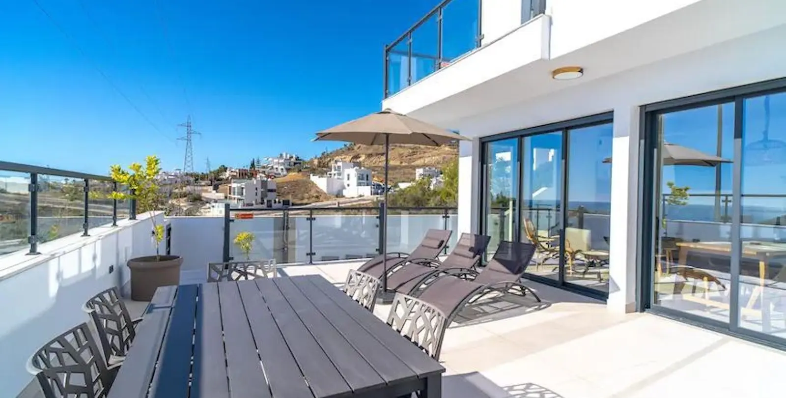 Продажа  отдельно стоящей виллы в Nerja 23