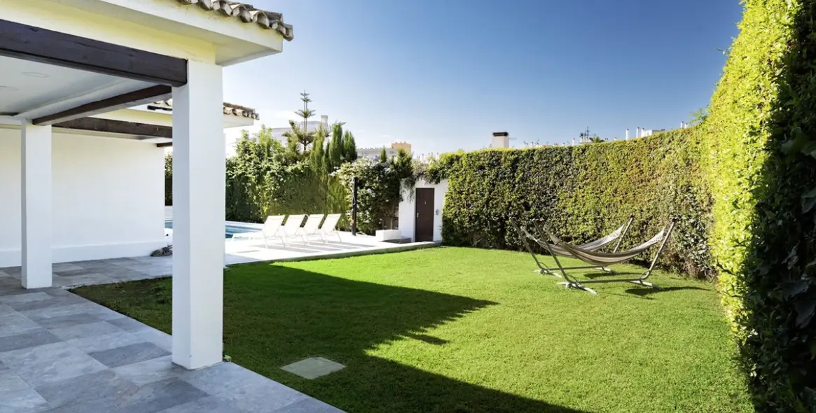 Продажа  отдельно стоящей виллы в Benalmadena 9