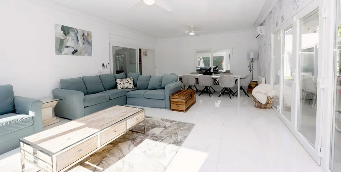 Продажа  отдельно стоящей виллы в Benalmadena 15