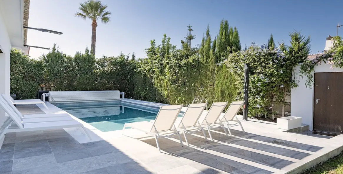 Продажа  отдельно стоящей виллы в Benalmadena 3