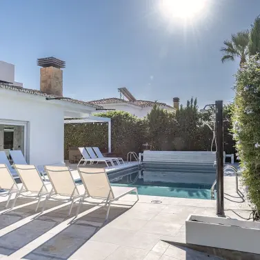 Sale of detached villa in Benalmadena