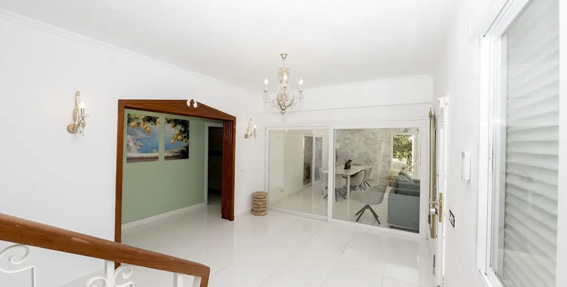 Продажа  отдельно стоящей виллы в Benalmadena 20