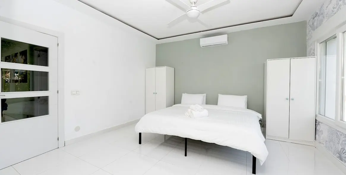 Продажа  отдельно стоящей виллы в Benalmadena 32